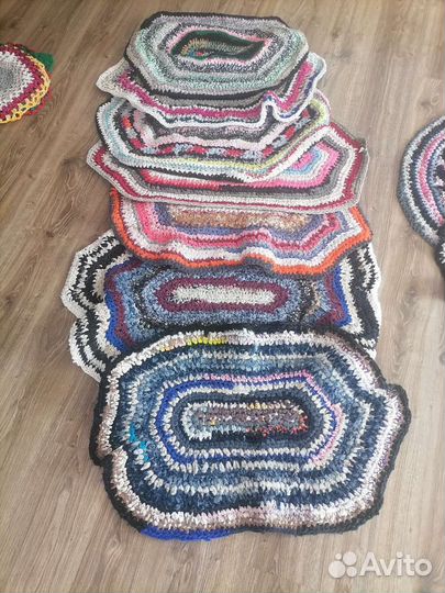 Коврик ручной работы