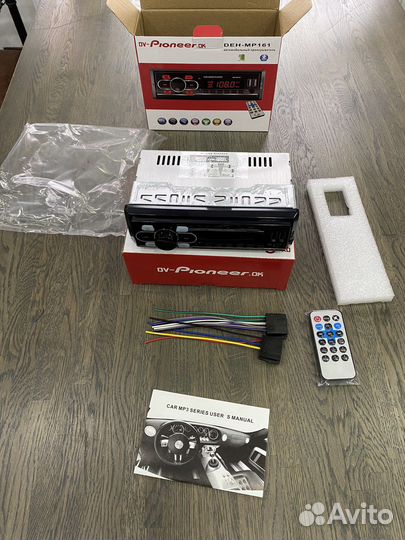 Автомобильная магнитола Pioneer