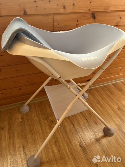 Ванночка для купания с подставкой