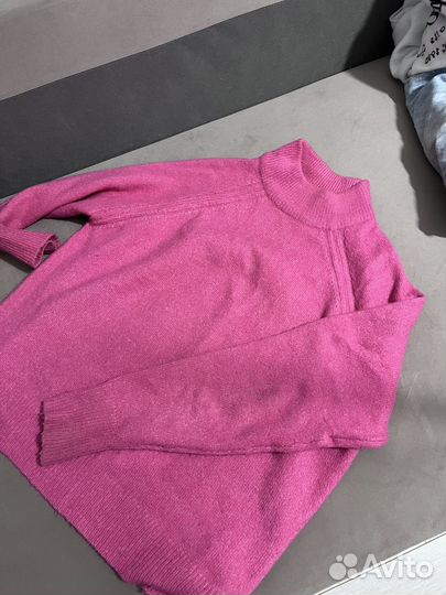 Свитер женский