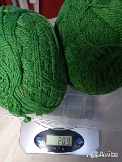 Пряжа и нитки для вязания и рукоделия