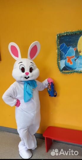 Ростовая кукла Белый Мишка поздравит любимых