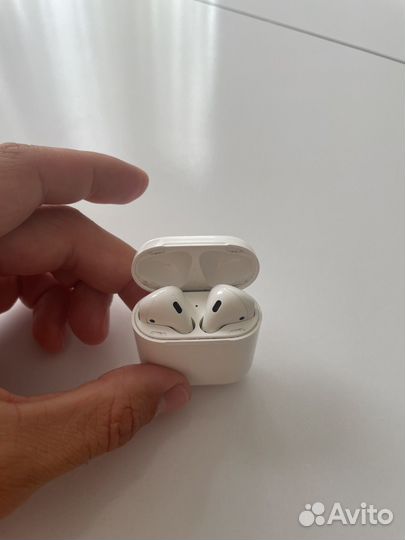 Apple Airpods 2 оригинал