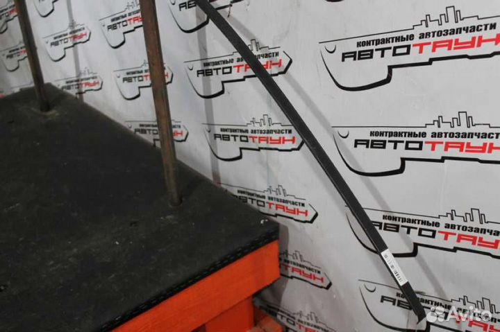 Молдинг на крышу mitsubishi colt colt plus Z21A Z2