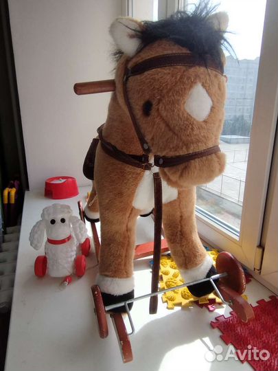 Лошадь качалка