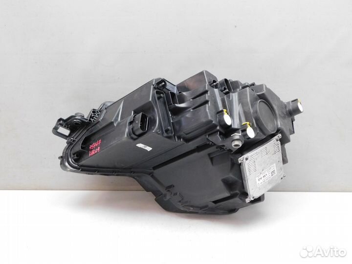 Фара правая Skoda Karoq