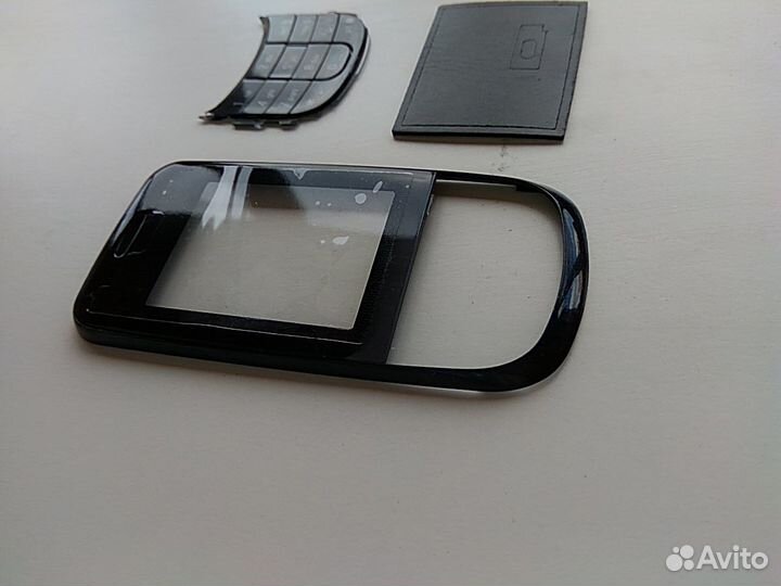 Для Nokia 3600 slider стекло и клавиатура