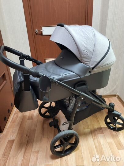 Коляска tutis