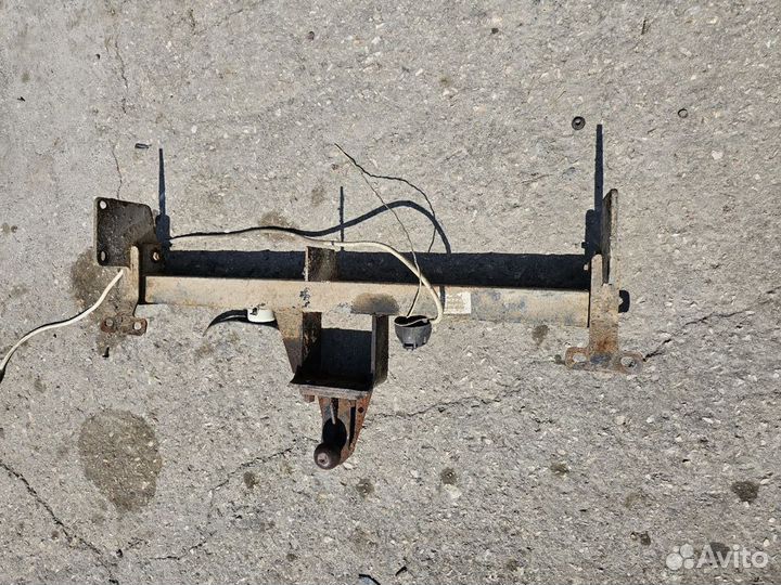 Фаркоп Opel Movano