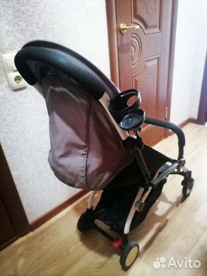 Прогулочная коляска Yoya