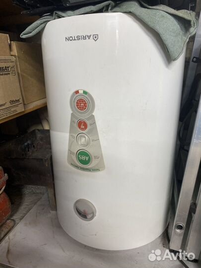Водонагреватель ariston 80