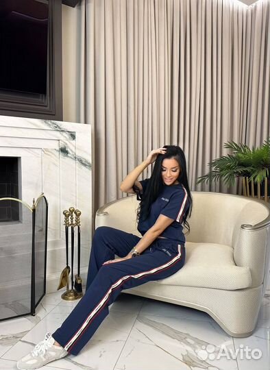 Стильный костюм Miu miu (хит 2025)