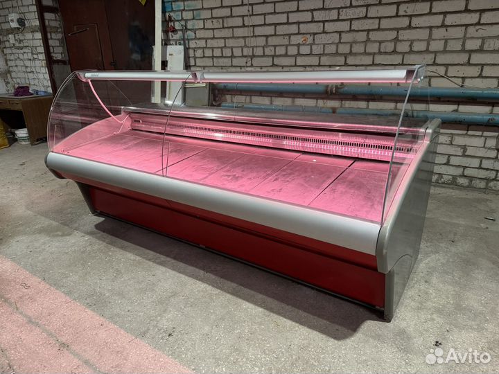 Холодильная витрина 260х110, -5+5