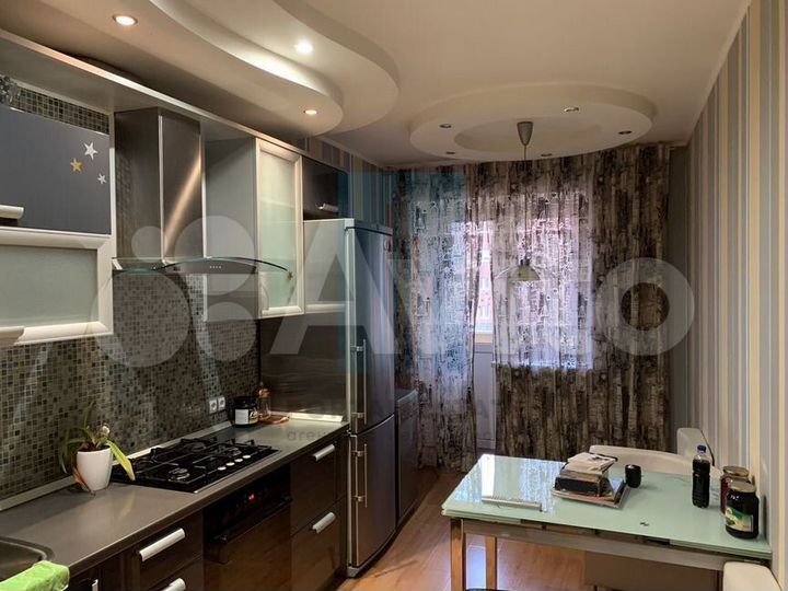 2-к. квартира, 64 м², 6/9 эт.