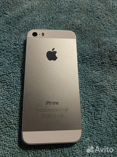 Телефон iPhone 5s