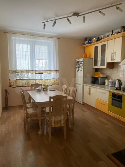 2-к. квартира, 120 м², 1/4 эт.