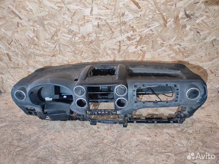 Торпедо для Peugeot Partner B9 DV6 9HZ 2010