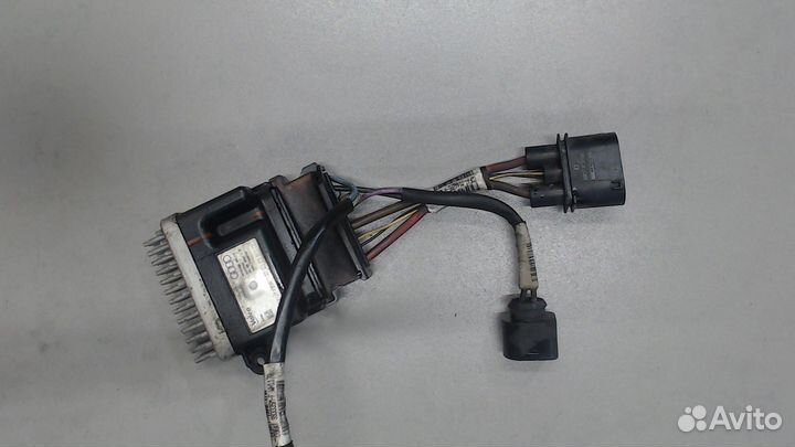 Блок управления вентиляторами Audi A6 (C6), 2010