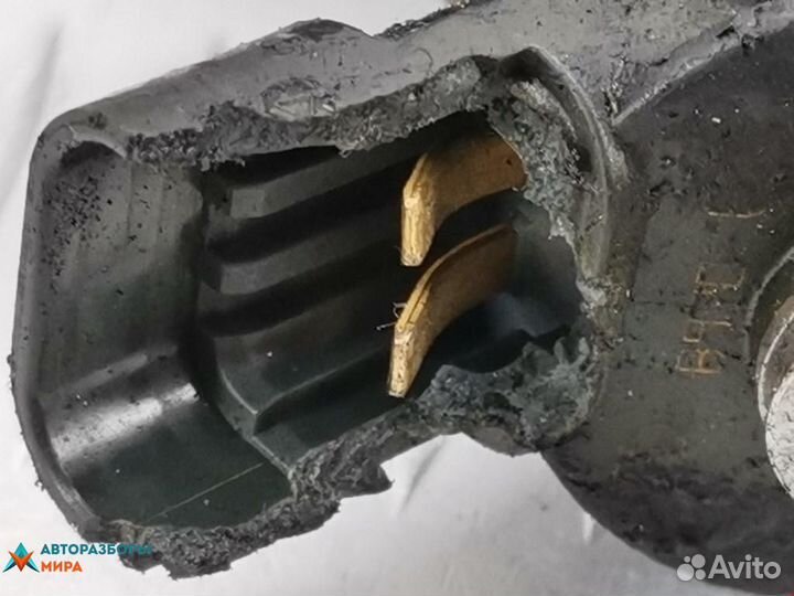 Форсунка Ford Focus 2 рест. 2009 1633633