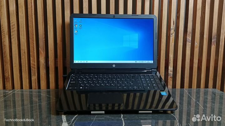 Ноутбук HP Pavilion 15 на Intel