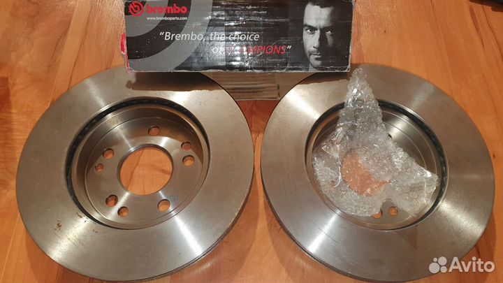 Тормозной диск Brembo W124 комплект