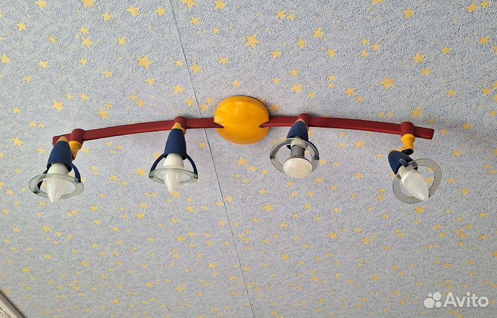 Люстра с поворотными светильниками