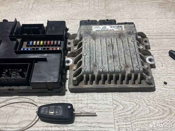 Блок управления двигателем Ford transit 2014-2021г