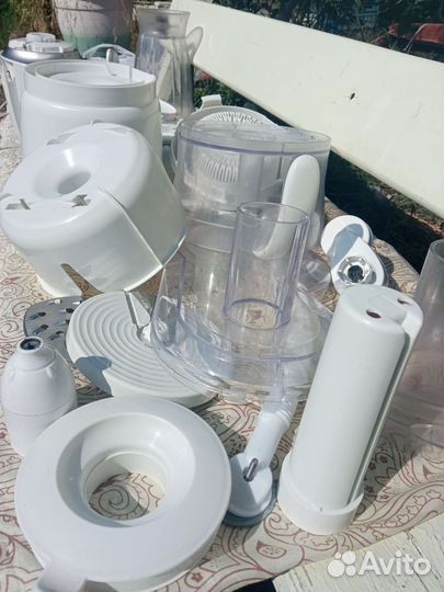 Кухонный комбайн philips essence HR 7764