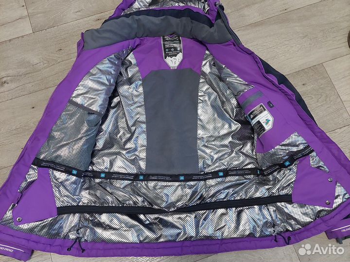 Горнолыжная куртка женская