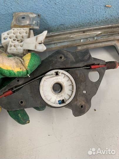 Fusion стеклоподъемник передний правый 2N11N232001