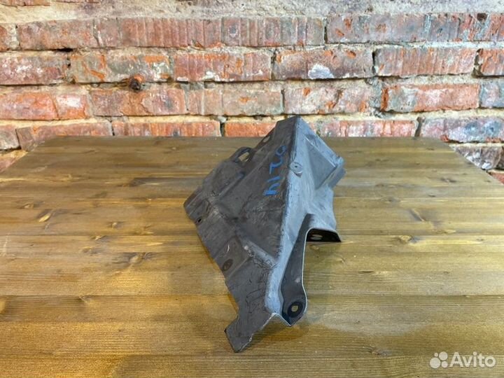 Защита днища кузова передняя левая Bmw 3 E91