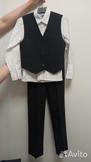 Костюм школьный для мальчика. р. 134