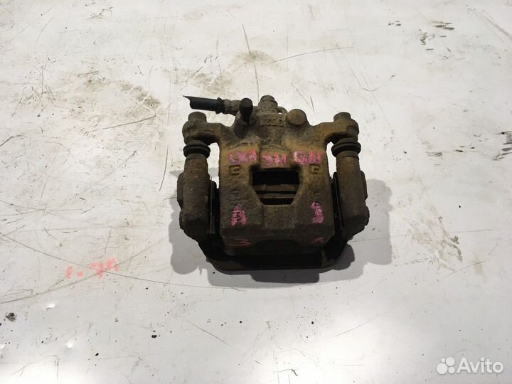 Суппорт задний левый