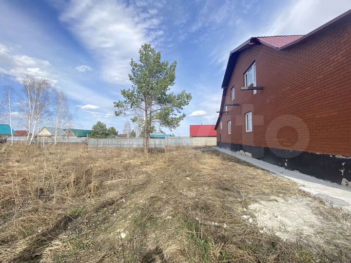 Дом 305 м² на участке 20 сот.