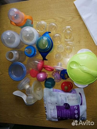 Молокоотсос avent, бутылочки, соски