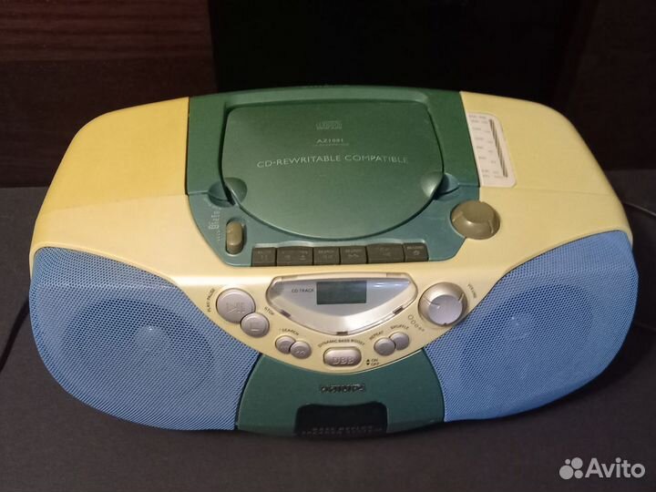 Магнитола бумбокс Philips AZ 1081