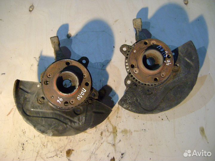 Кулак поворотный VW Polo 1999