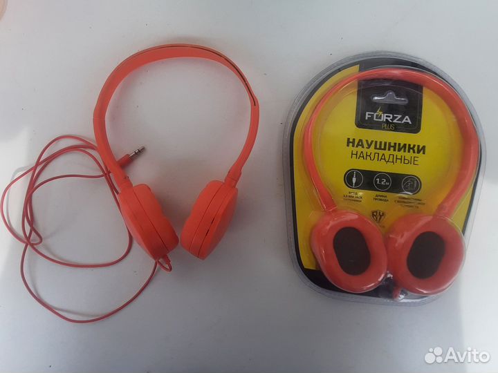 Наушники новые