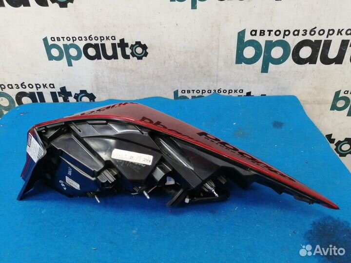 Фонарь в крыло левый 92401-F2500 Hyundai Elantra