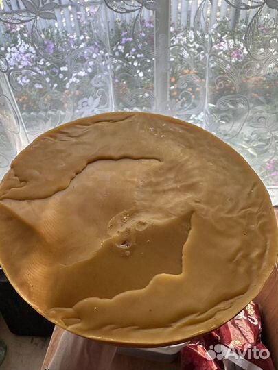 Воск пчелиный