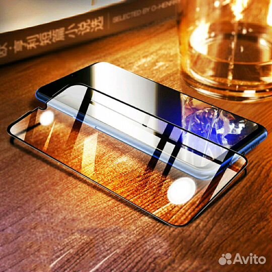 Чехлы и защитные стёкла для смартфонов