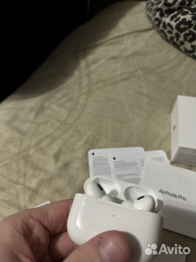 Apple airpods pro 2nd (lightning)