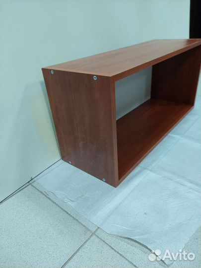 Полка книжная настенная