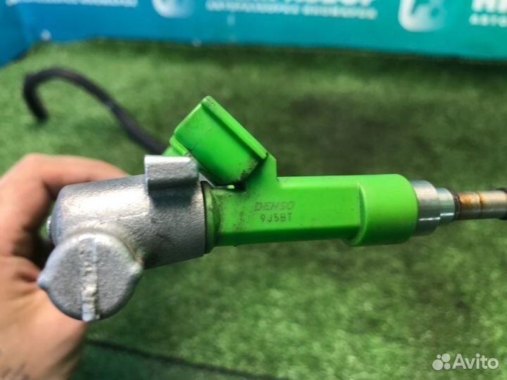 Форсунка Toyota Camry XV40 2.5 2AR-FE 2009-2011