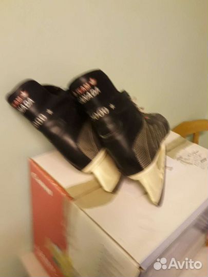 Коньки фигурные