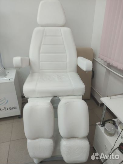 Педикюрное кресло с электроприводом бу