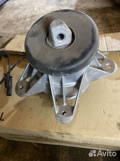 W167 подушка двигателя