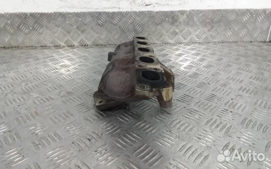 Выпускной коллектор бензиновый volvo S60 1 (NBE09C