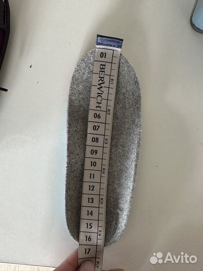 Ботинки для девочки новые 25