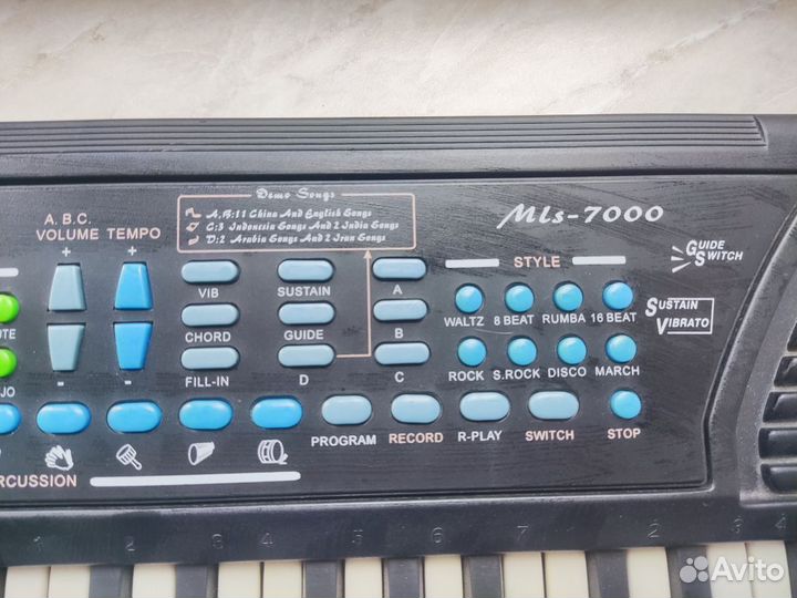 Детский синтезатор Miles-7000